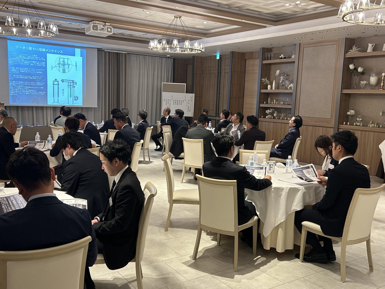 第8回定期総会を開催いたしました。